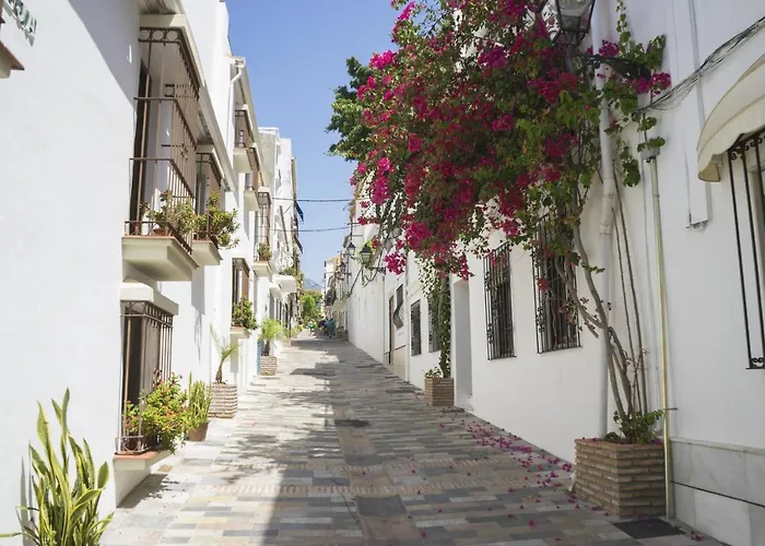 Marbella Golf With Pool - Happy *